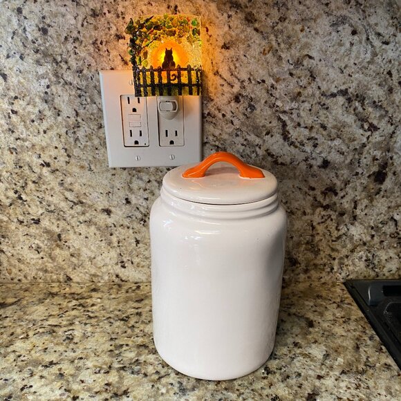 Rae Dunn Ceramic Treat Jar LICK OR TREAT Artisan Collection - Picture 3 of 6